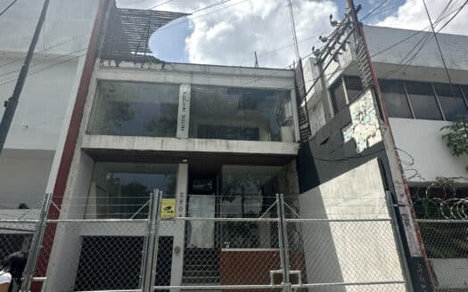 Venta de Casona en Av. Vallarta Guadalajara
