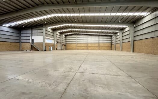 Nave industrial Carretera El Salto.