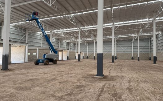 DISTRITO INDUSTRIAL EN RENTA CERCA DE AEROPUERTO 1,000 m²