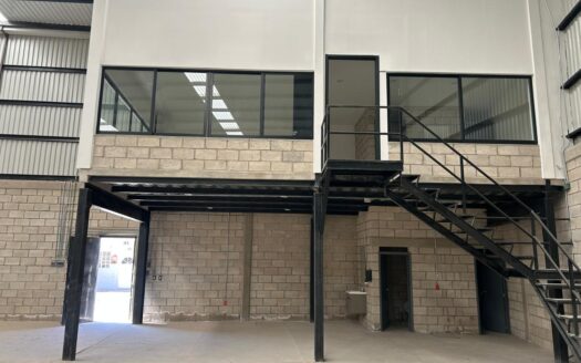 Bodega Comercial de 1000 m² en Renta, El Zapote Tlajomulco de Zúñiga