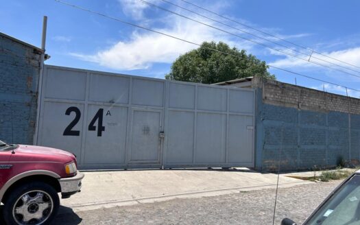 Terreno Comercial de 2000 m² en Venta y Renta en Alameda